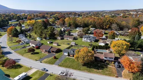 224 Cambridge Dr, Stuarts Draft, VA 24477 photo 39
