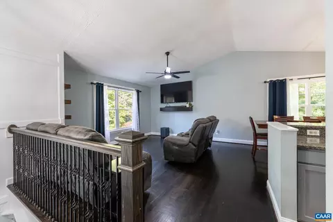 35 Brougham Rd, Palmyra, VA 22963 photo 4