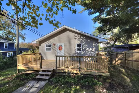 736 Harmon Ave, Waynesboro, VA 22980