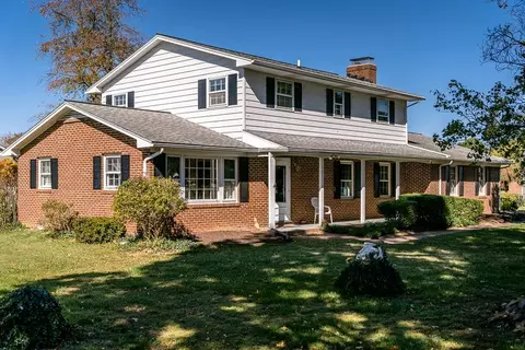 503 Holly Ave, Grottoes, VA 24441