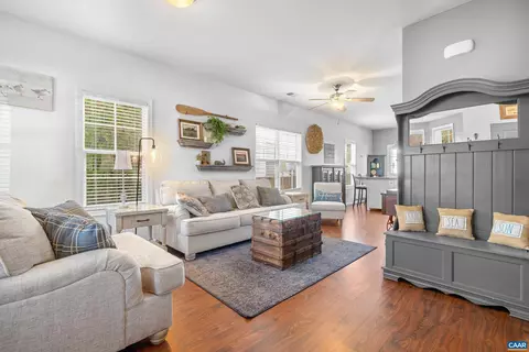 108 Villa Cir, Palmyra, VA 22963 photo 6