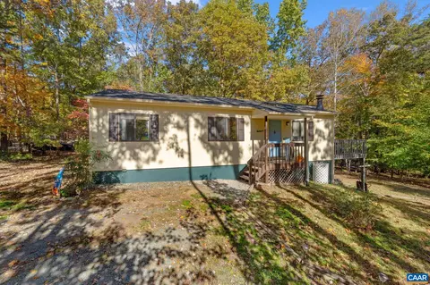 8 Evergreen Ln, Palmyra, VA 22963 photo 1