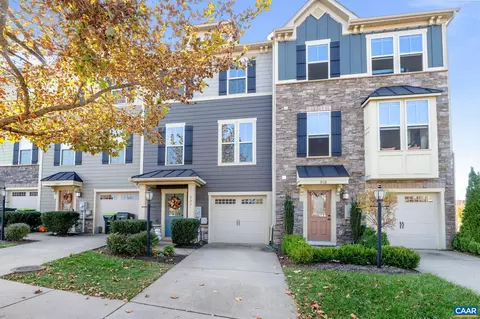 804 Oval Park Ln, Charlottesville, VA 22911