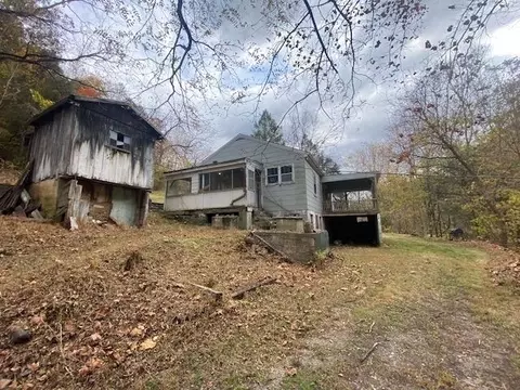 1285 Wide Gap Rd, Lexington, VA 24450