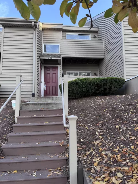 1380 Bradley Dr, Harrisonburg, VA 22801