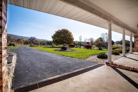 1798 Loop Rd, Elkton, VA 22827 photo 5