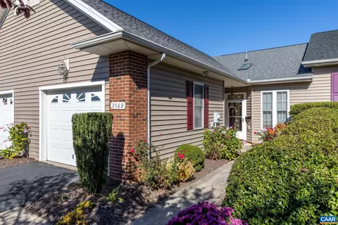 3569 Forest Oaks Ln, Harrisonburg, VA 22801