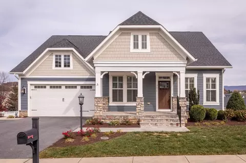 3071 Henry Grant Hl, Harrisonburg, VA 22801
