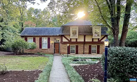 405 Westmoreland Ct, Charlottesville, VA 22901