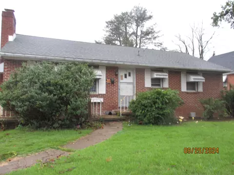 201 N Delphine Ave N, Waynesboro, VA 22980