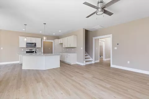 23 Alma Ann Ln, Waynesboro, VA 22980