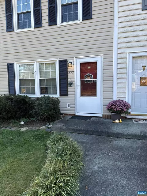 297 Whitewood Rd, Charlottesville, VA 22901