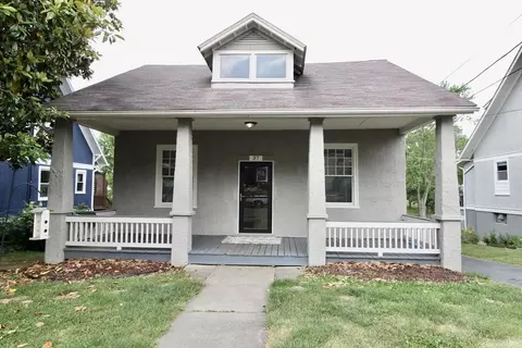 37 N Willow St N, Harrisonburg, VA 22801