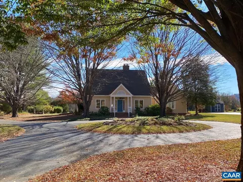 104 Saddle Ridge Ln, Nellysford, VA 22958