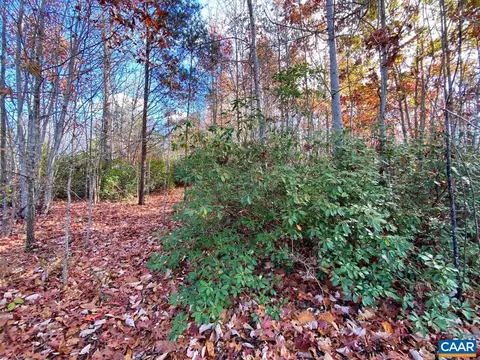 mountain ridge ln, Shipman, VA 22971 photo 6