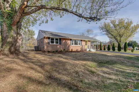1324 Peach Tree Dr, Crozet, VA 22932
