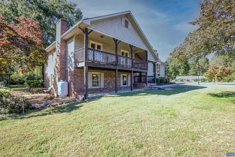 41 Cherry Hill Ln, Cumberland, VA 23040