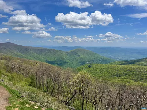1531 Cliffs Condos, Wintergreen Resort, VA 22967