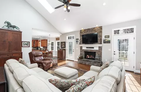 193 Jaspers Ln, Stuarts Draft, VA 24477 photo 18