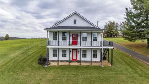 374 National Ave, Staunton, VA 24401