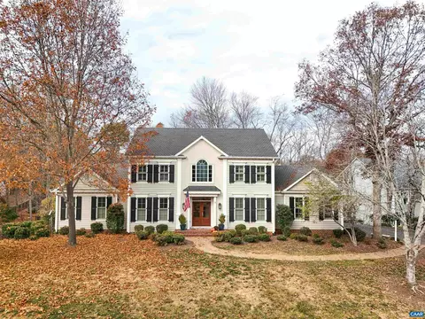 1790 Shelbourn Ln, Keswick, VA 22947