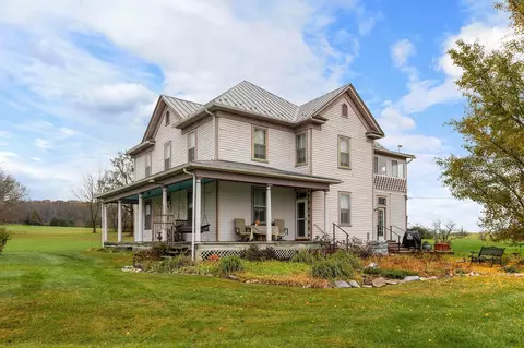 1578 Long Meadow Rd, Waynesboro, VA 22980