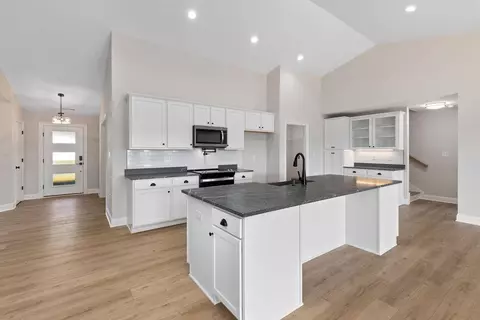 154 Lindburgh Dr, Waynesboro, VA 22980