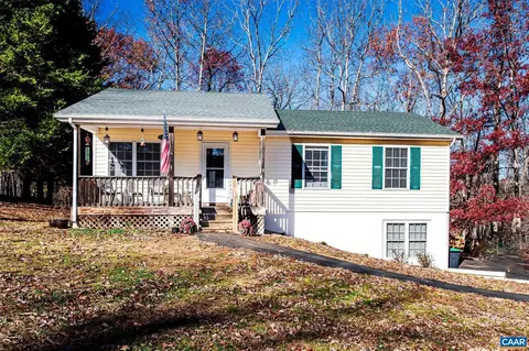 18 Cliftwood Rd, Palmyra, VA 22963