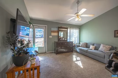 18 Cliftwood Rd, Palmyra, VA 22963 photo 10