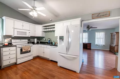18 Cliftwood Rd, Palmyra, VA 22963 photo 4