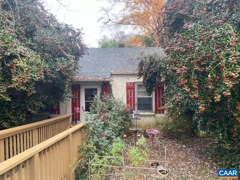 2300 Center Ave, Charlottesville, VA 22903