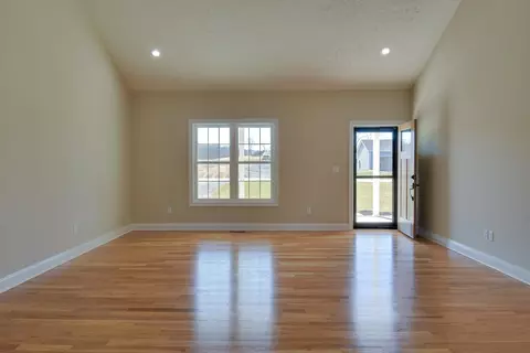 121 Spring Ridge Dr, Stuarts Draft, VA 24477 photo 7
