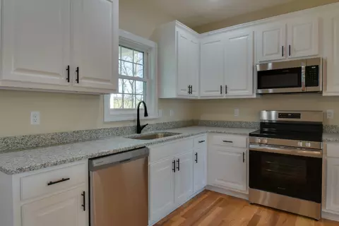 121 Spring Ridge Dr, Stuarts Draft, VA 24477 photo 16