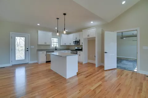 121 Spring Ridge Dr, Stuarts Draft, VA 24477 photo 10