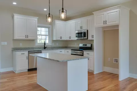 121 Spring Ridge Dr, Stuarts Draft, VA 24477 photo 13
