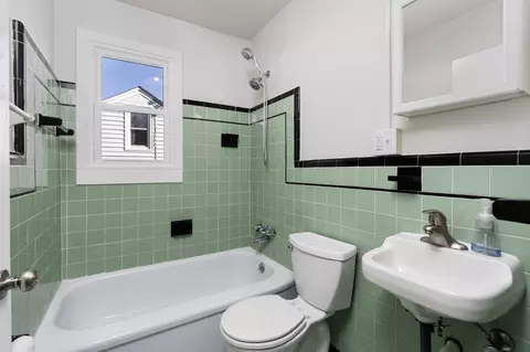 302 Devon Rd, Staunton, VA 24401 photo 11