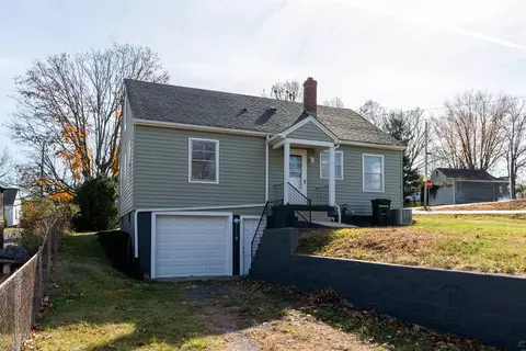 302 Devon Rd, Staunton, VA 24401 photo 3