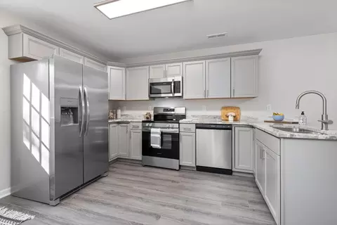 1638 3rd St, Waynesboro, VA 22980