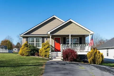 183 Elliot St, Staunton, VA 24401