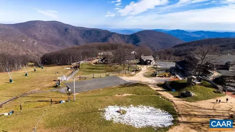 464 Three Ridges Condos, Roseland, VA 22967 photo 26