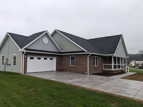 893 Clicks Ln, New Market, VA 22844