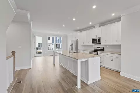 2261 Woodburn Rd, Charlottesville, VA 22901