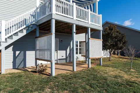 28 Upland Ct, Stuarts Draft, VA 24477 photo 55