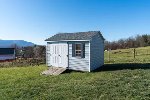 28 Upland Ct, Stuarts Draft, VA 24477 photo 46