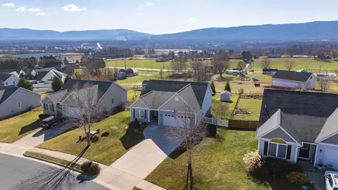 28 Upland Ct, Stuarts Draft, VA 24477 photo 59