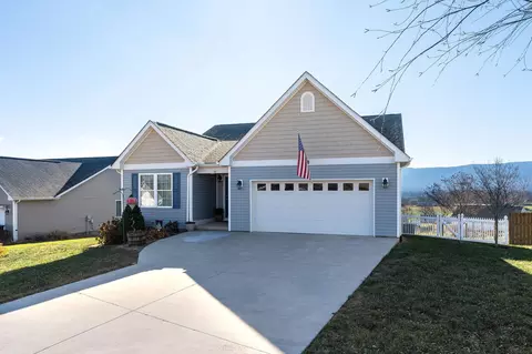 28 Upland Ct, Stuarts Draft, VA 24477 photo 48