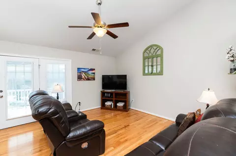 28 Upland Ct, Stuarts Draft, VA 24477 photo 5