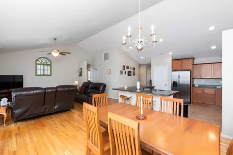 28 Upland Ct, Stuarts Draft, VA 24477 photo 4