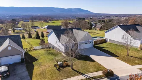 28 Upland Ct, Stuarts Draft, VA 24477 photo 56