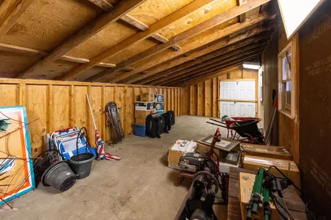 74 Parker Rd, Stuarts Draft, VA 24477 photo 10